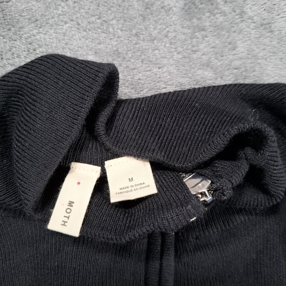 Moth Anthropologie Women's Medium Black Long Sleeves Sweater 1/4 Zip Mock Neck - Picture 9 of 10